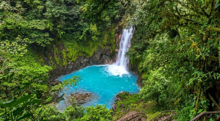 Hideaway Rio Celeste Hotel