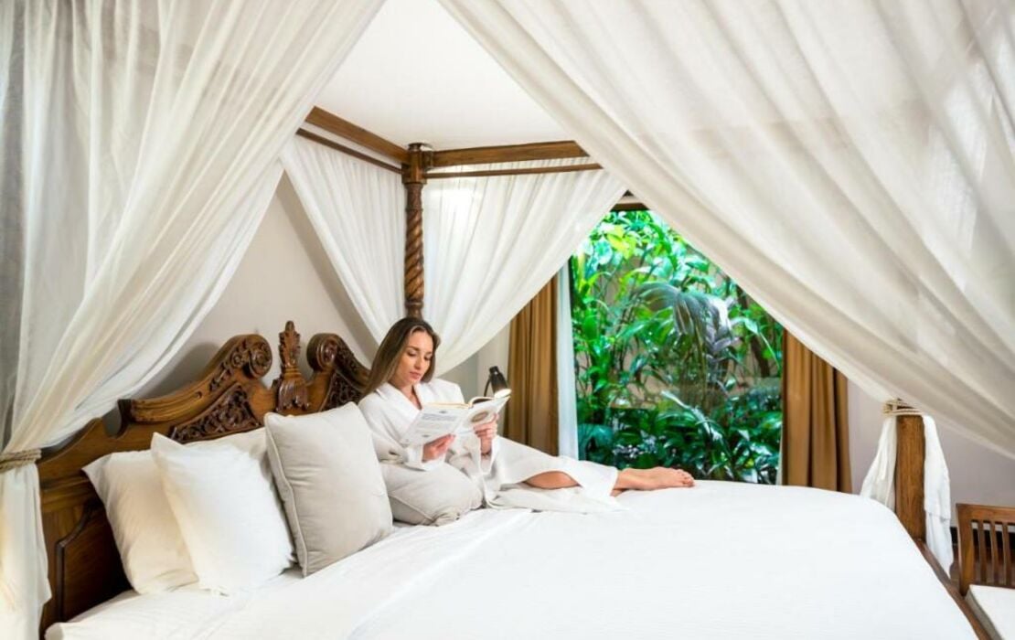 Hideaway Rio Celeste Hotel