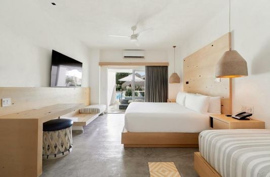 Bahia Hotel & Beach House