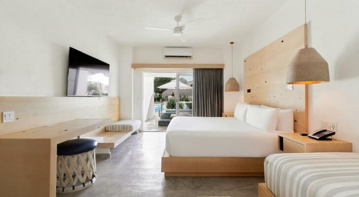 Bahia Hotel & Beach House