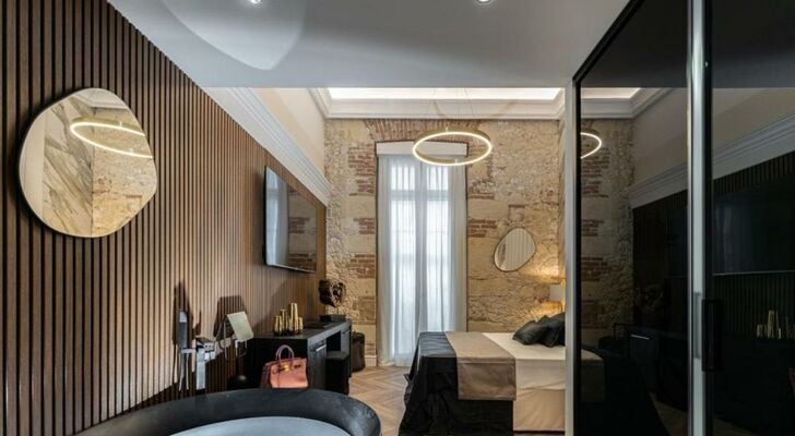 Nero Luxury Suites