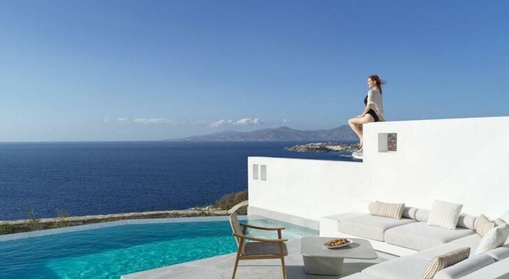 Deos Mykonos - A Myconian Collection Hotel