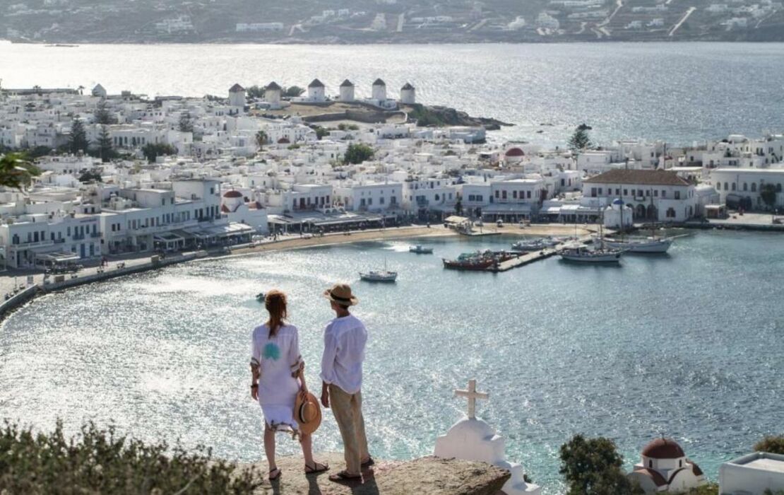 Deos Mykonos - A Myconian Collection Hotel