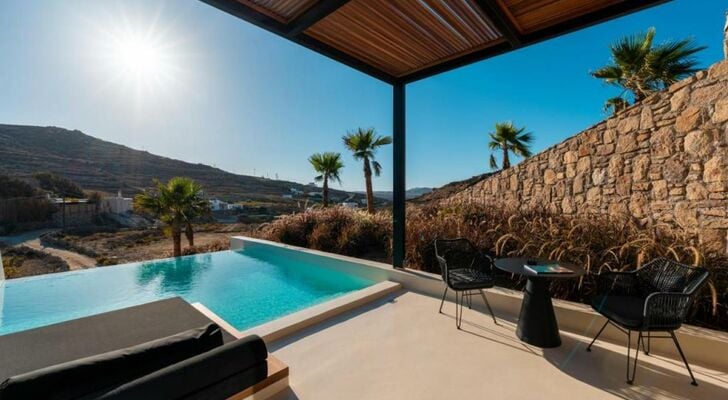 Ftelia Black Villas