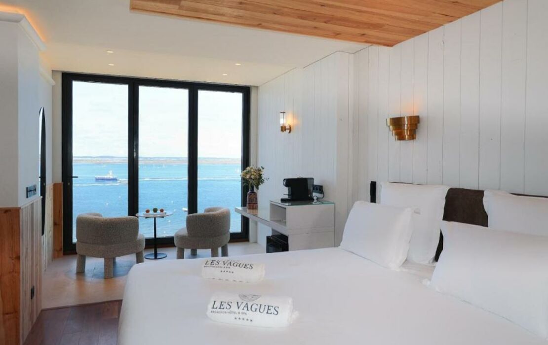 Les Vagues Hotel & Spa