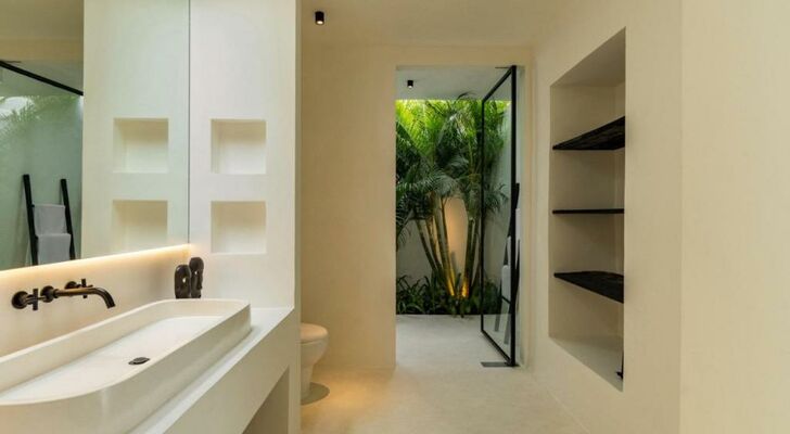 Calamus - Tropical minimalistic villa in Bali