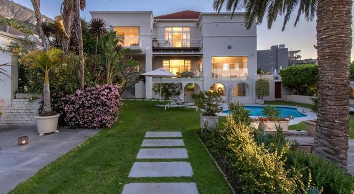 The Clarendon - Fresnaye