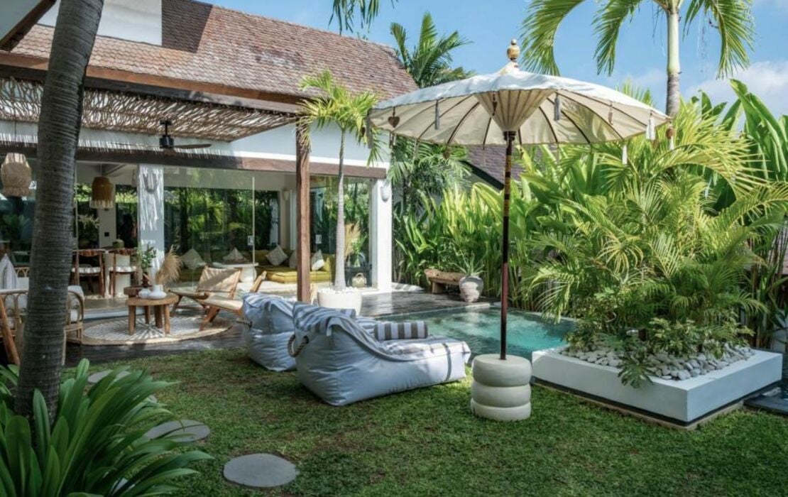 Tropical Oasis in Canggu - Villa Ruby