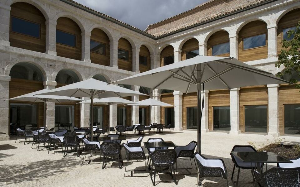 Parador de Alcalá de Henares, a Design Boutique Hotel ...