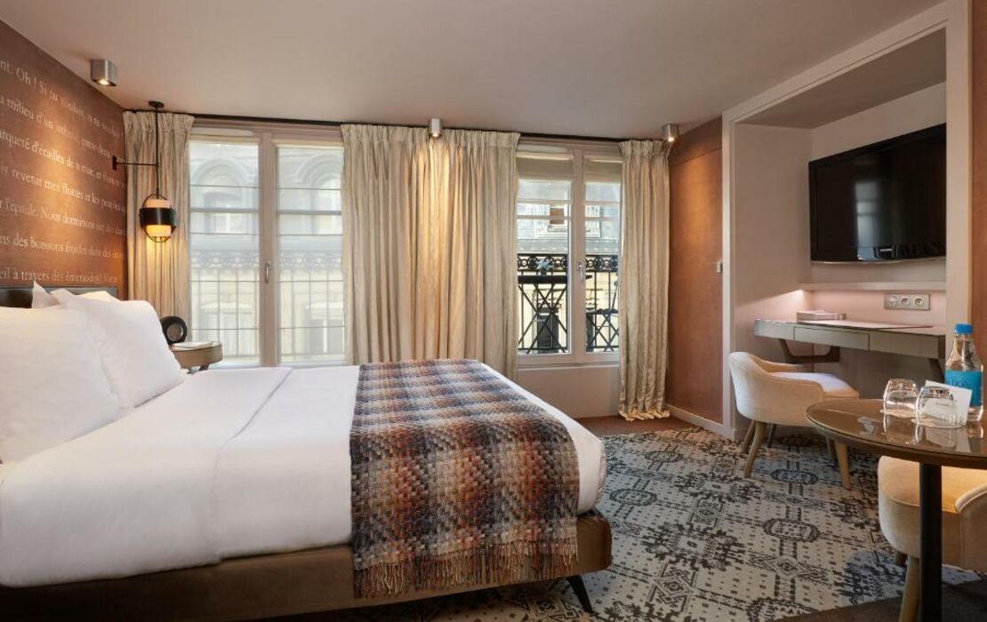 Le Pavillon des Lettres - Small Luxury Hotels of the World, a Design  Boutique Hotel Paris, France