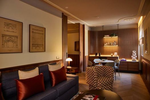 Grand Hotel Central, Small Luxury Hotels