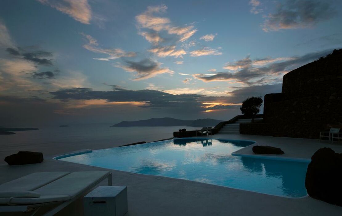 Aenaon Villas, a Design Boutique Hotel Imerovigli, Greece