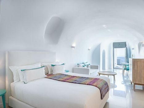 Katikies Chromata Santorini - The Leading Hotels of the World