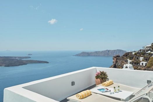 Katikies Chromata Santorini - The Leading Hotels of the World