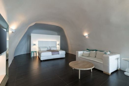 Katikies Chromata Santorini - The Leading Hotels of the World