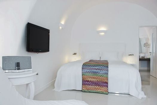 Katikies Chromata Santorini - The Leading Hotels of the World