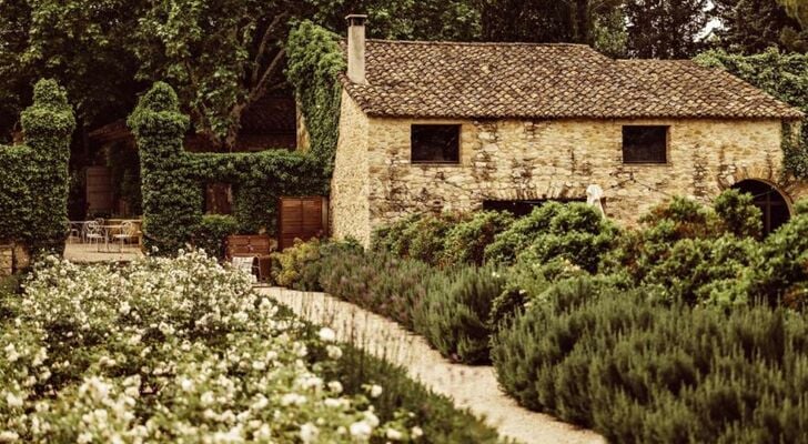 Le Galinier, Lourmarin, an authentic Beaumier Guesthouse