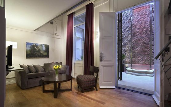 Soho Point San Telmo Suites