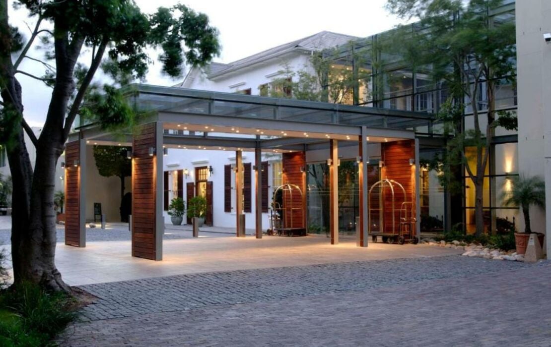 Vineyard Hotel