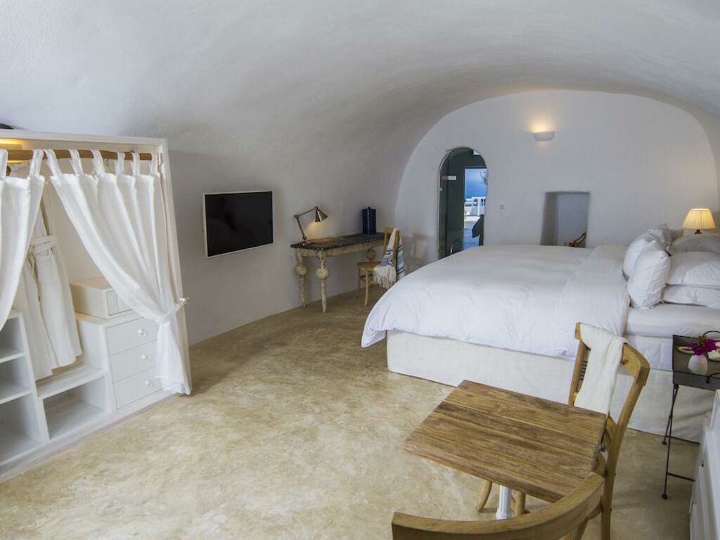 Iconic Santorini A Boutique Cave Hotel Imerovigli