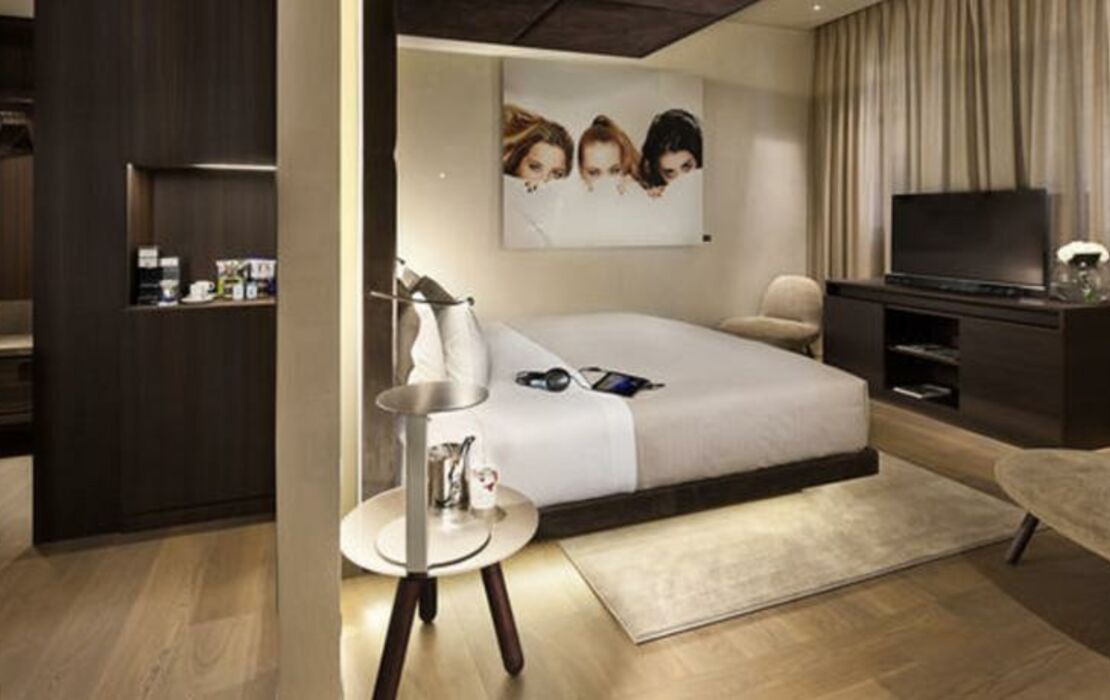 ME Milan Il Duca- Deluxe Milan, Italy Hotels- GDS Reservation Codes: Travel  Weekly